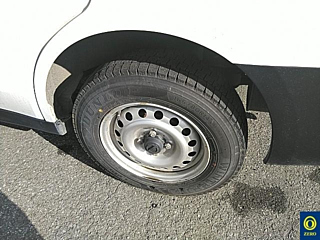 NISSAN AD 2021