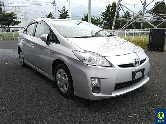 TOYOTA PRIUS 2010