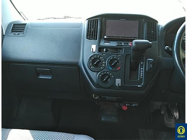 TOYOTA LITE ACE VAN 2013