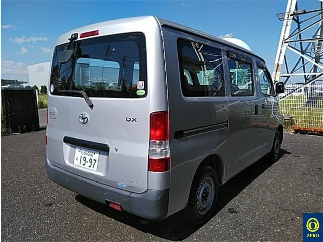 TOYOTA LITE ACE VAN 2013