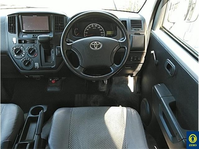 TOYOTA LITE ACE VAN 2013