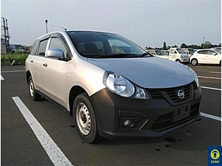 NISSAN AD 2019