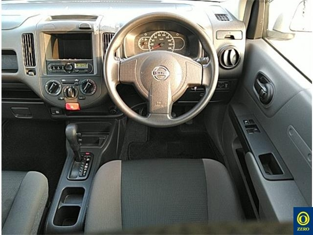 NISSAN AD 2019