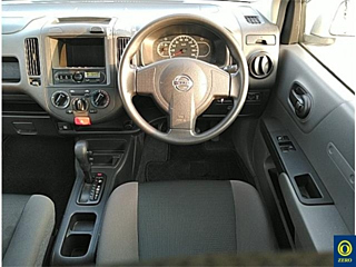 NISSAN AD 2019