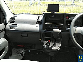 DAIHATSU HIJET VAN 2017