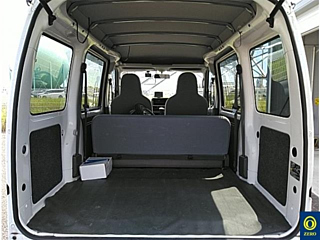 DAIHATSU HIJET VAN 2017