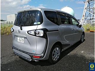 TOYOTA SIENTA 2018