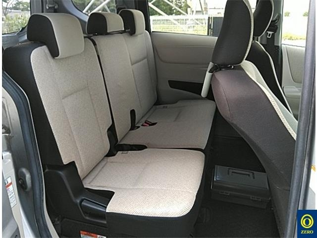 TOYOTA SIENTA 2018