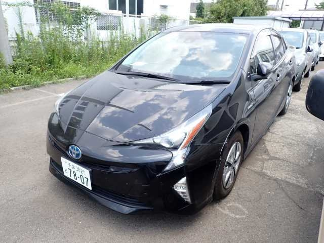 TOYOTA PRIUS 2018