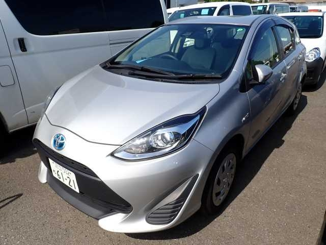 TOYOTA AQUA 2018