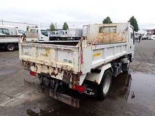 ISUZU ELF 2017