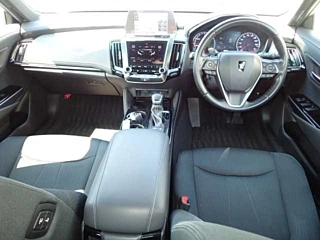 TOYOTA CROWN 2018
