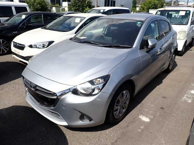 MAZDA DEMIO 2019