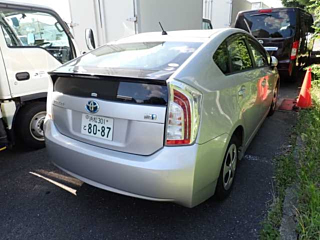TOYOTA PRIUS 2014