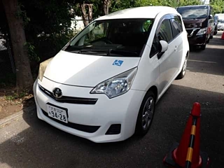 TOYOTA RACTIS 2013