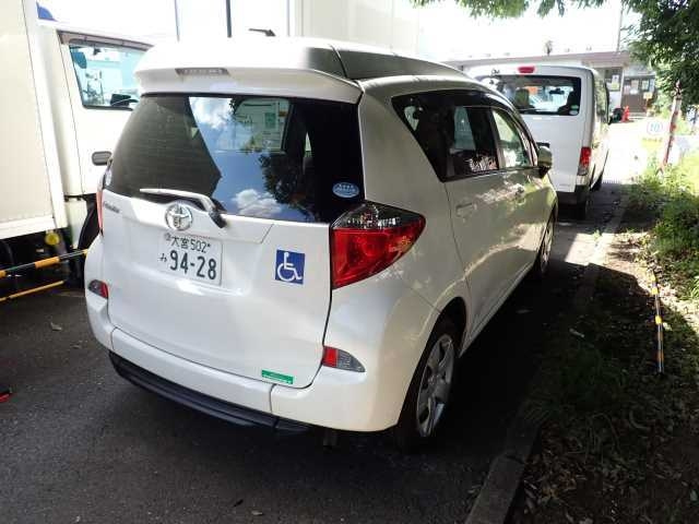 TOYOTA RACTIS 2013