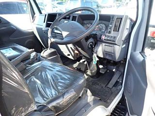 ISUZU ELF 2018