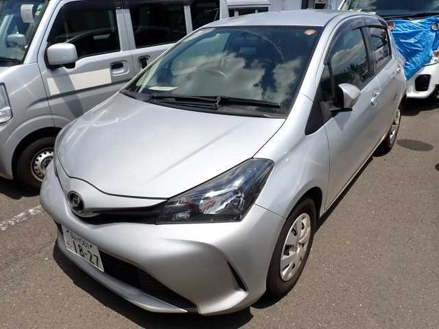 TOYOTA VITZ 2014