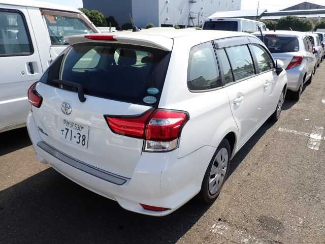 TOYOTA COROLLA FIELDER 2016