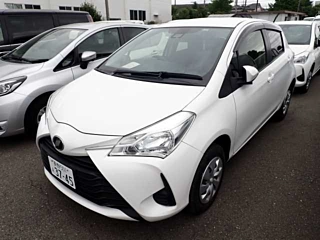 TOYOTA VITZ 2018