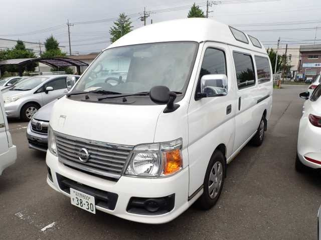 NISSAN CARAVAN BUS 2010