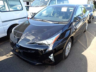 TOYOTA PRIUS 2018