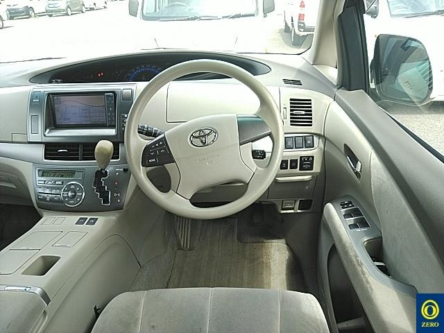 TOYOTA ESTIMA HYBRID 2010
