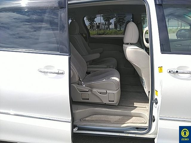 TOYOTA ESTIMA HYBRID 2010