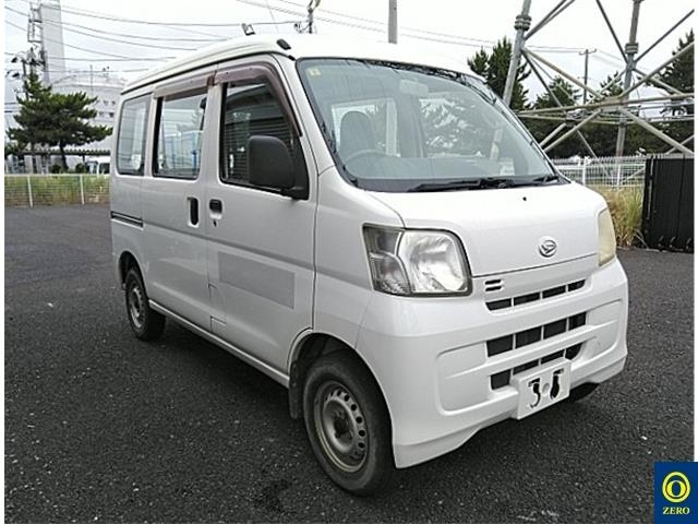 DAIHATSU HIJET VAN 2013