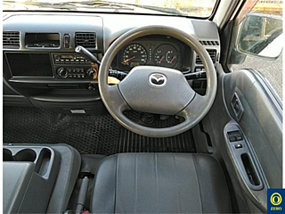 MAZDA BONGO VAN 2013