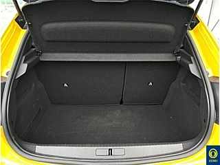 PEUGEOT 208 2022
