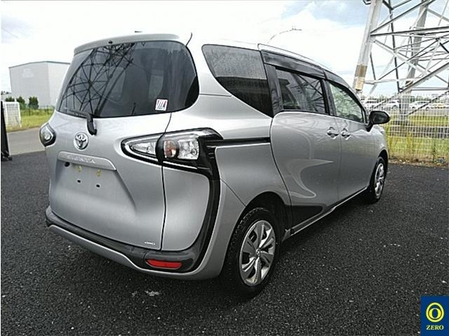 TOYOTA SIENTA 2020
