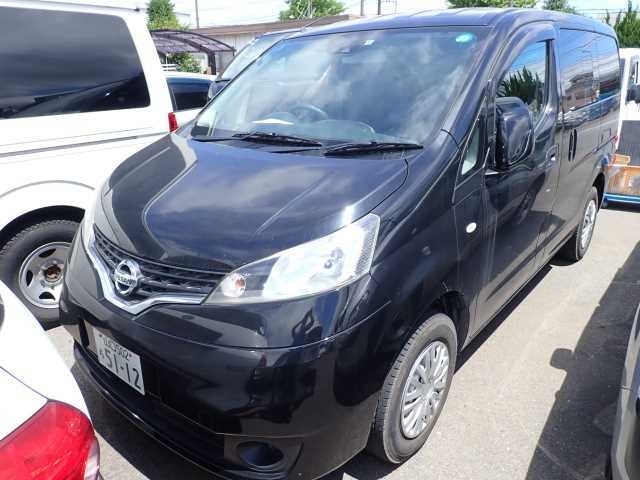 NISSAN NV200 2020