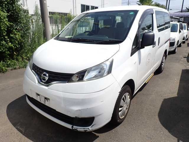 NISSAN NV200 2018