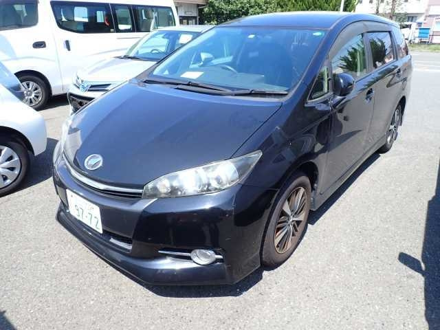 TOYOTA WISH 2016