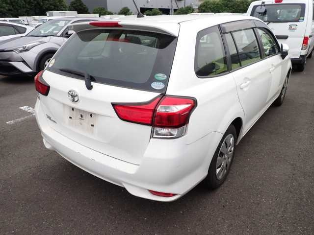 TOYOTA COROLLA FIELDER 2015