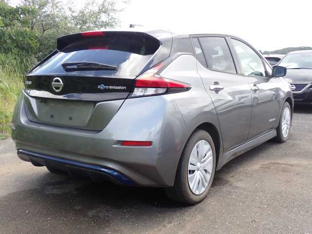 NISSAN LEAF 2018