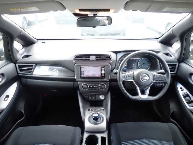 NISSAN LEAF 2018