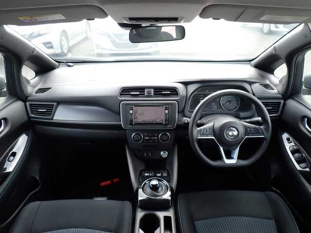 NISSAN LEAF 2019