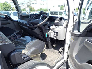 MITSUBISHI CANTER 2018