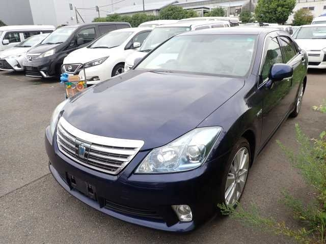 TOYOTA CROWN 2010