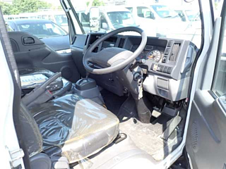 ISUZU ELF 2018
