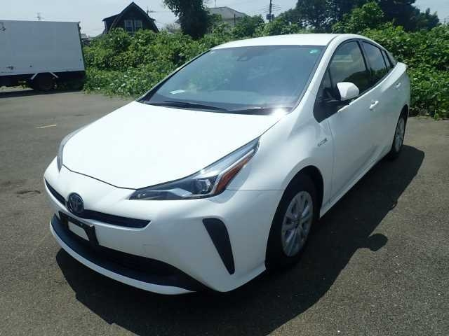 TOYOTA PRIUS 2019