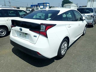 TOYOTA PRIUS 2019