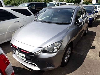 MAZDA DEMIO 2016