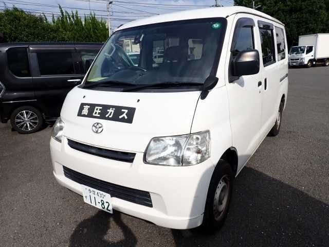 TOYOTA TOWN ACE VAN 2018