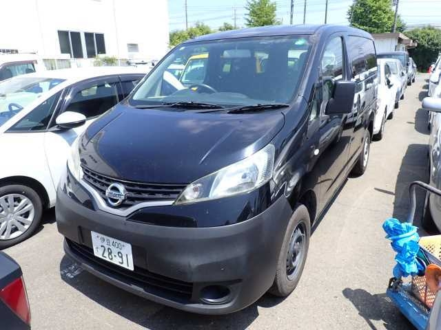 NISSAN NV200 2016