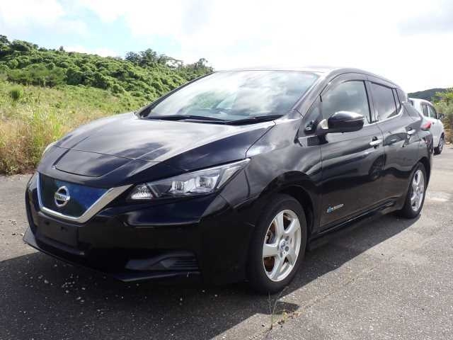 NISSAN LEAF 2020