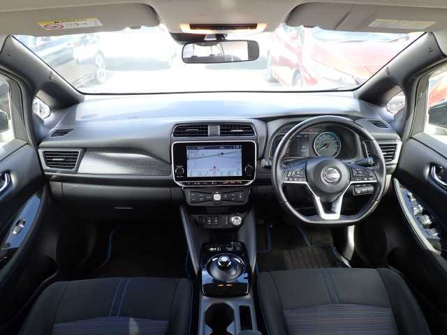 NISSAN LEAF 2020