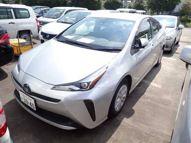 TOYOTA PRIUS 2021
